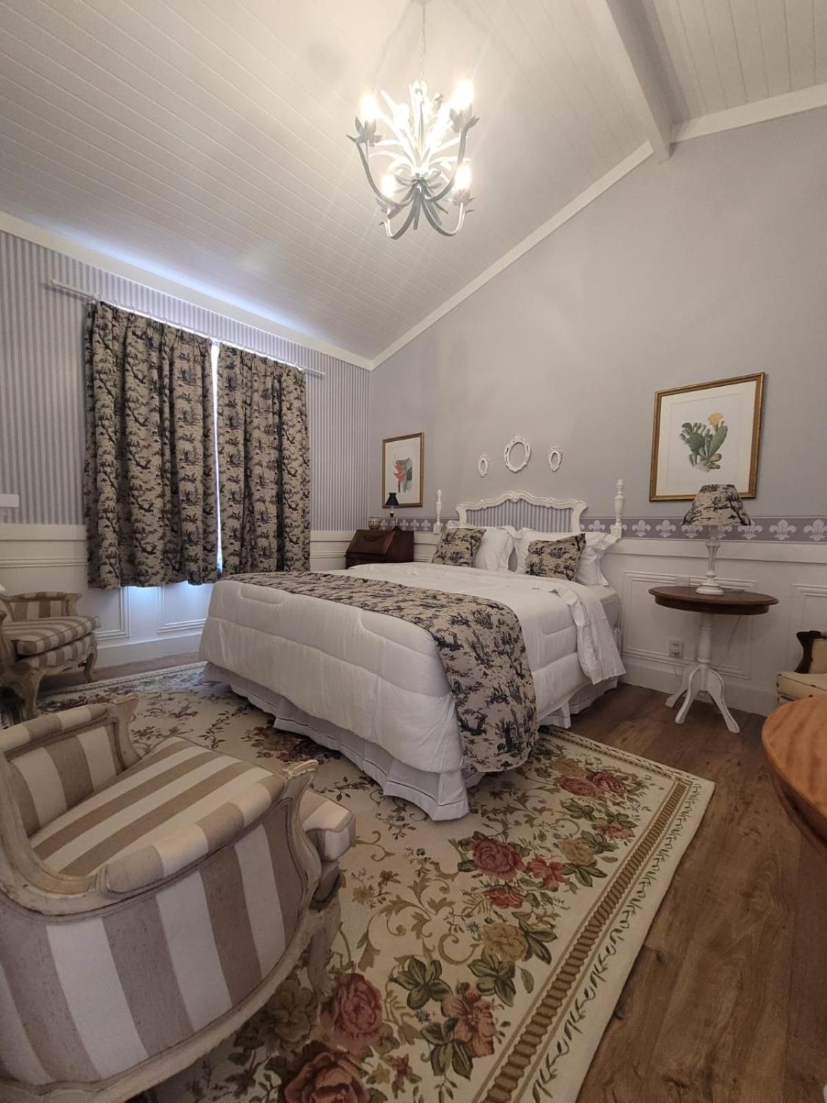 La Belle Provence Hotel Correas