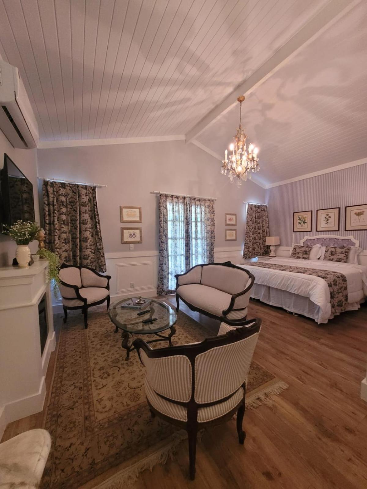 La Belle Provence 4* Correas